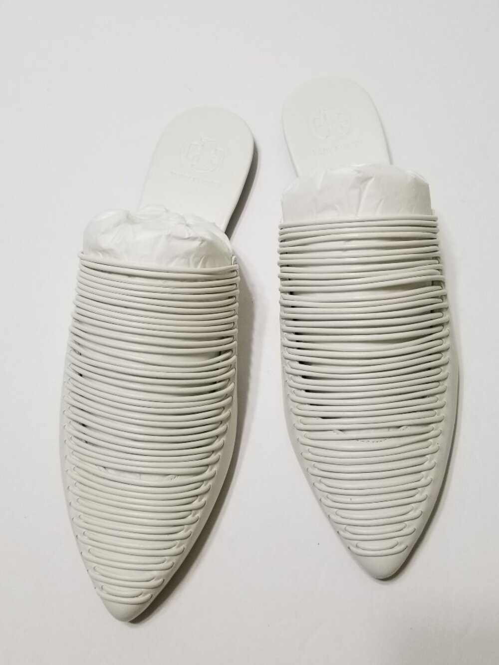 ✨NIB Tory Burch Sienna White Woven Leather Pointed Mules Flat Slides $298 - Picture 7 of 16